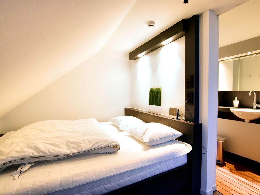 Modern And Cozy Studio In A Former Coach House Robertville Exterior photo